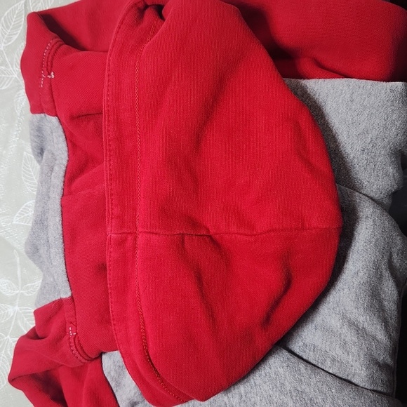 American Eagle Hoodie - Picture 8 of 8